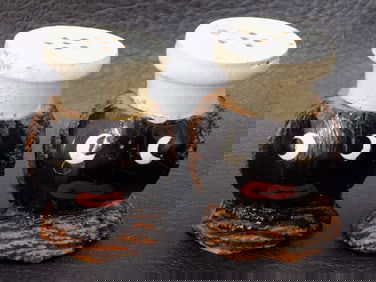 Vintage Black Americana salt and pepper shakers