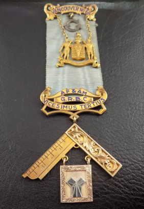 Vintage 10K Gold Masonic Past Masters