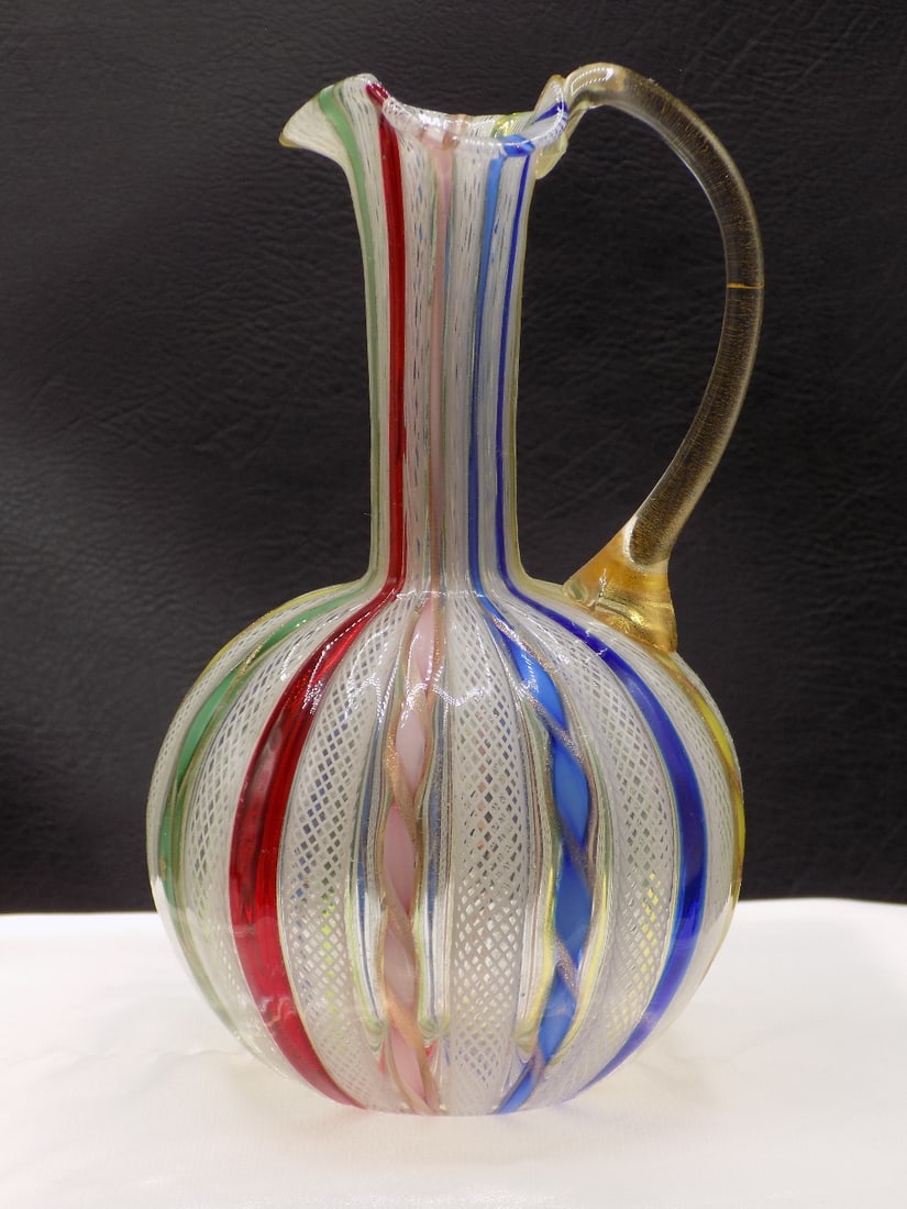 Beautiful midcentury Murano art glass cruet (1 of 8)