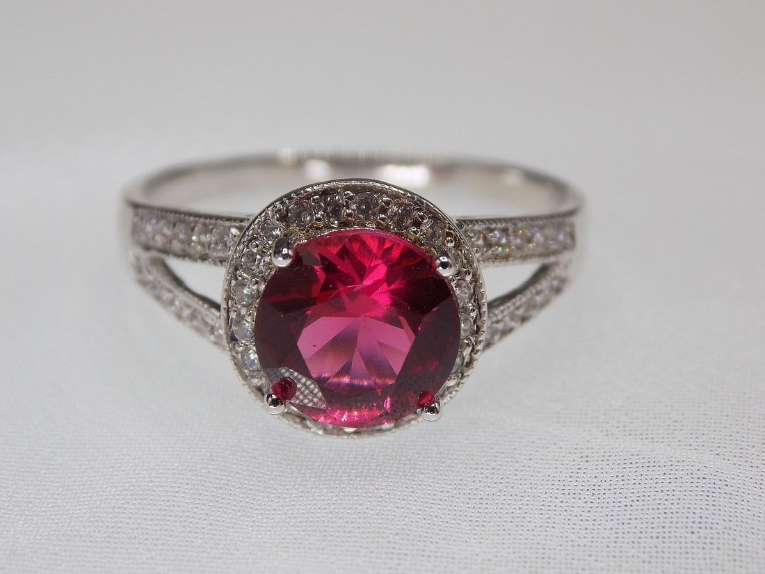 Beautiful 3 cwt ruby and topaz sterling silver ring (1 of 6)