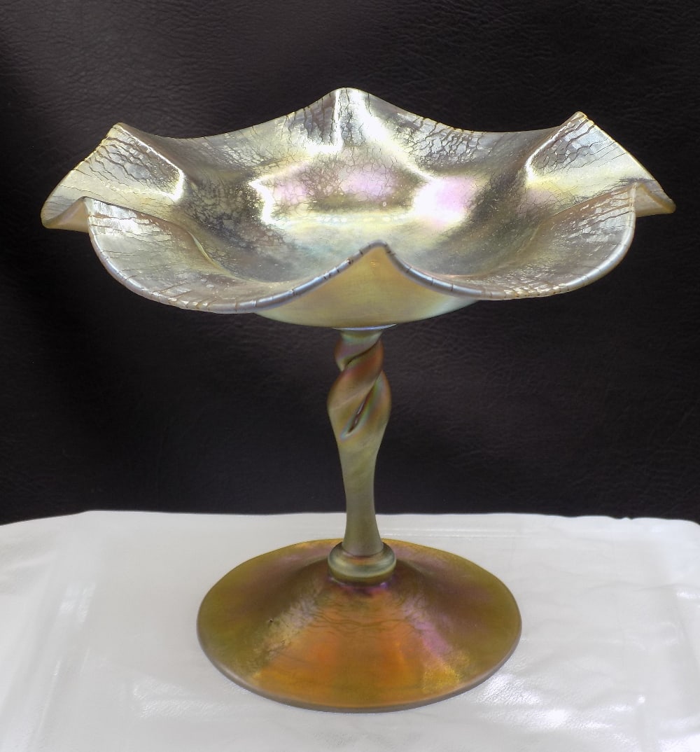 Very fine antique Steuben art glass compote (1 of 8)