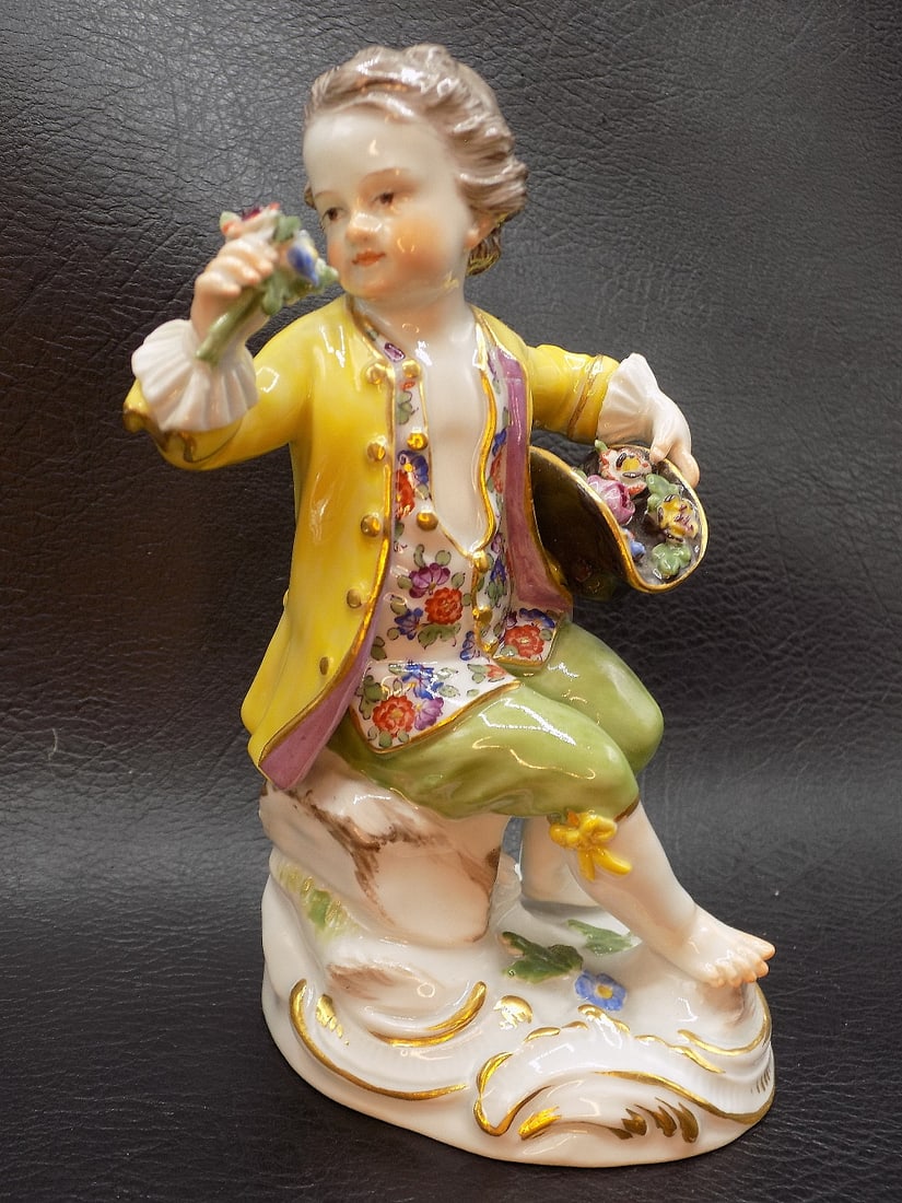 Charming antique Meissen porcelain figure of boy with flower basket (1 of 11)