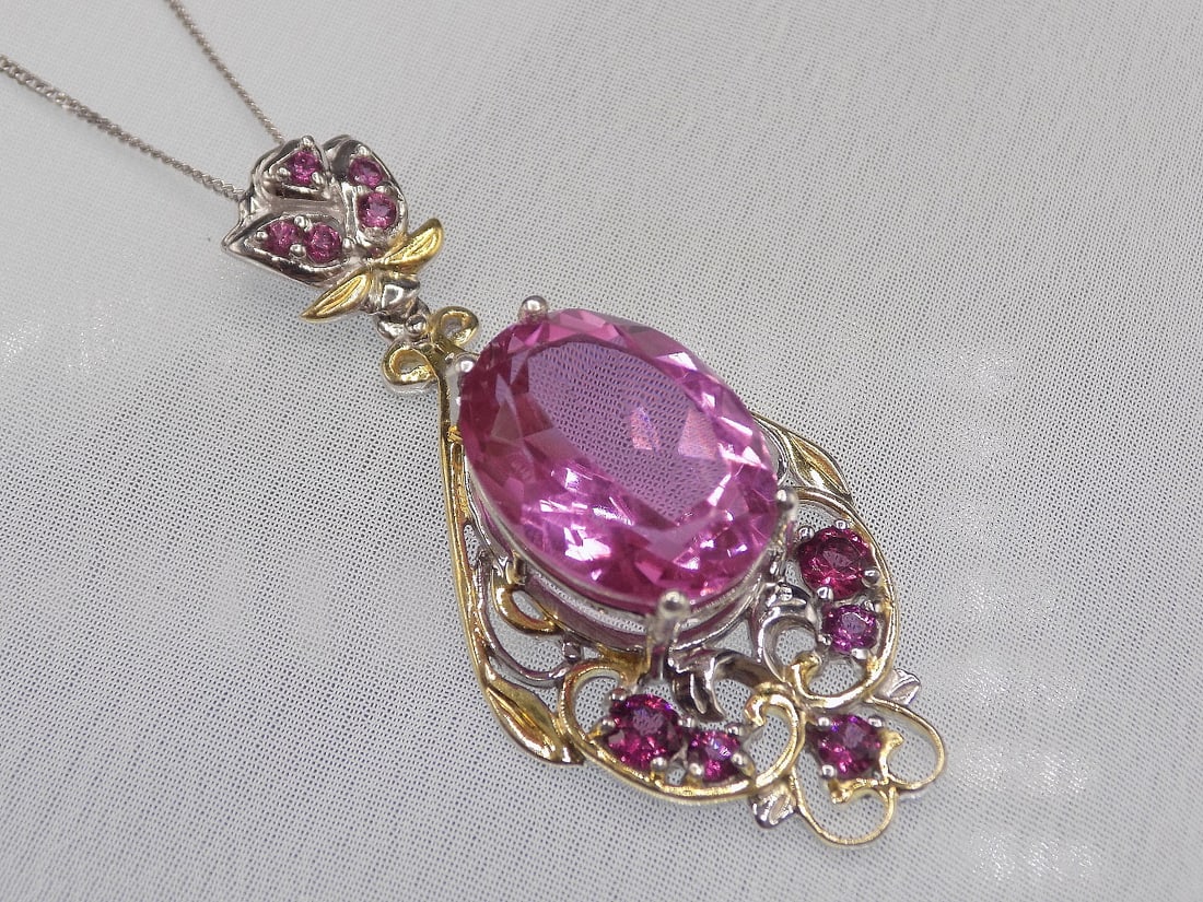 Beautiful 8 cwt pink sapphire sterling silver necklace (1 of 7)