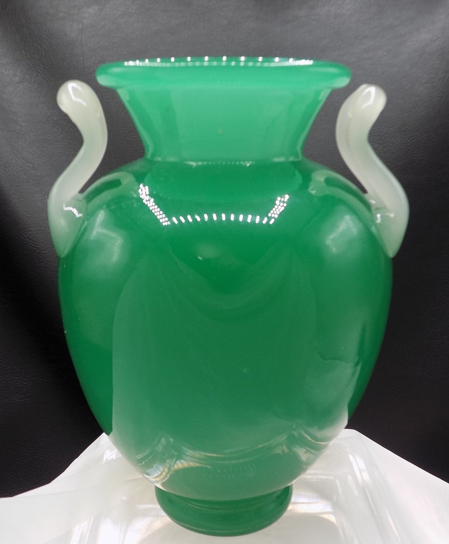 Pleasing antique Steuben jade and alabaster large art glass vase (1 of 8)