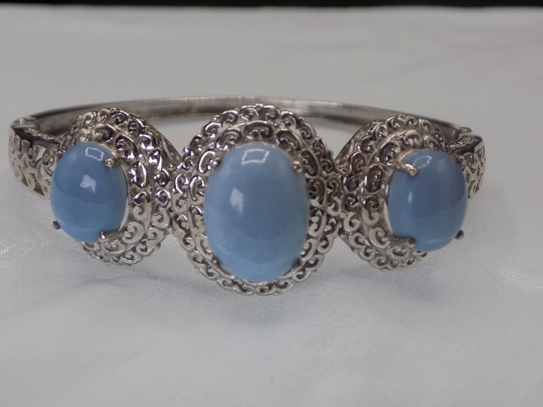Beautiful Larimar sterling silver bracelet (1 of 6)