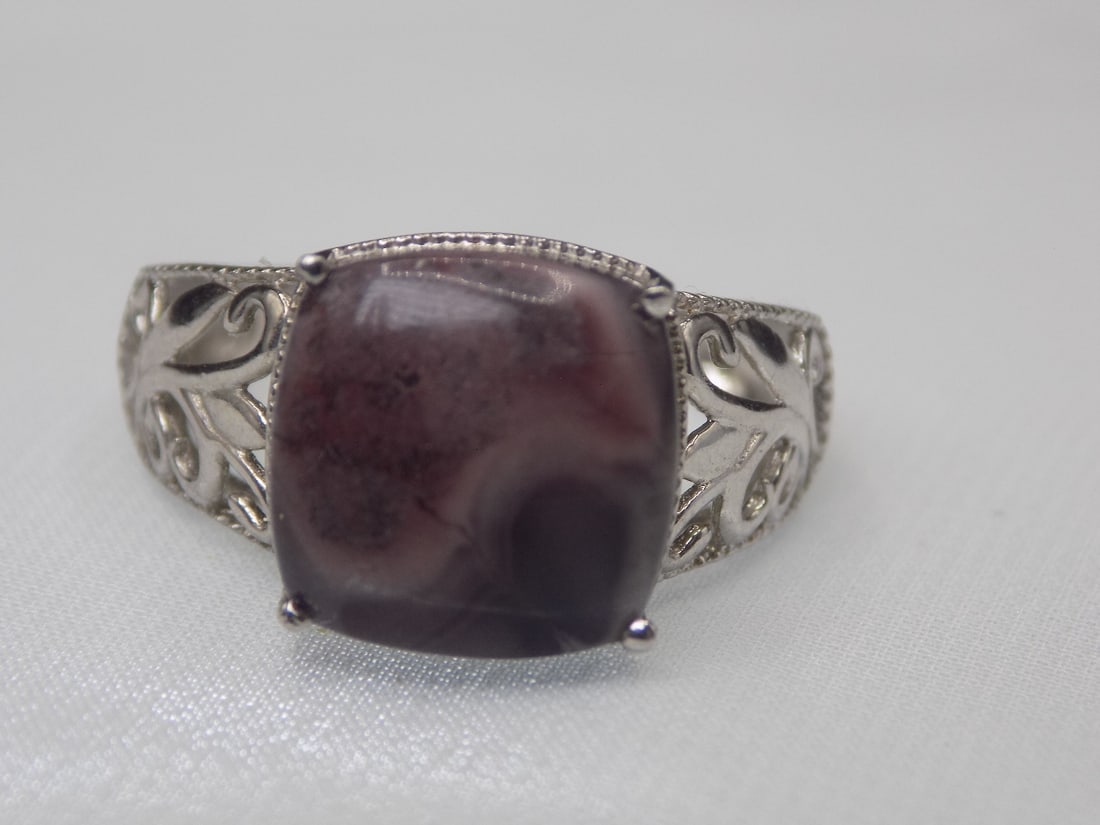 Beautiful rainbow moonstone sterling silver ring (1 of 4)