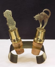 Vintage Handorbelt cat and dog wine bottle stoppers