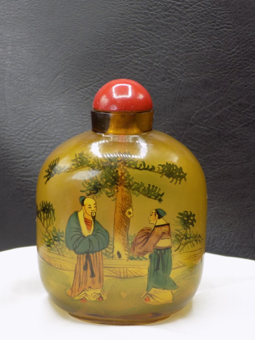Exceptional large vintage hand painted Oriental snuff bottle (1 of 9)