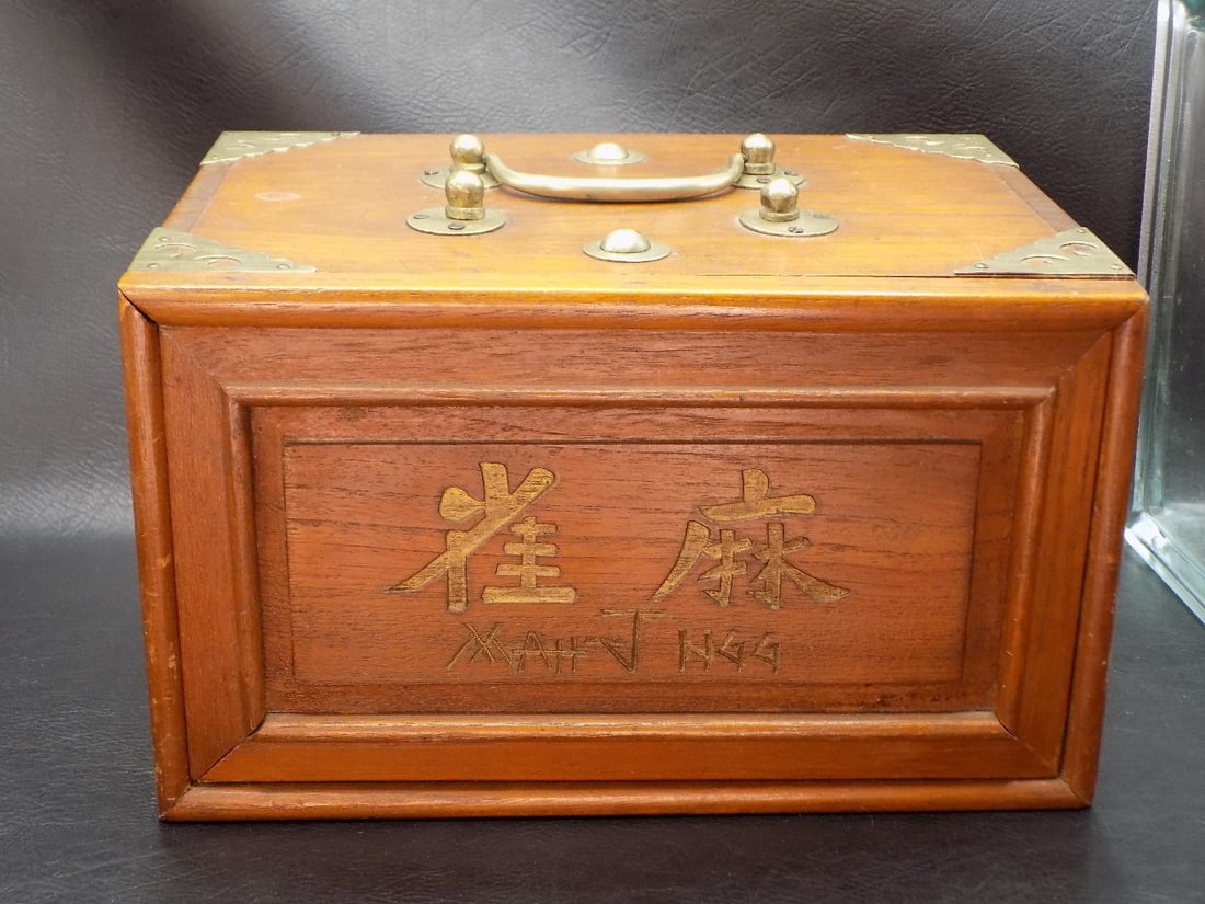 Fabulous 1923 Genuine Mah Jongg set in original box (1 of 16)