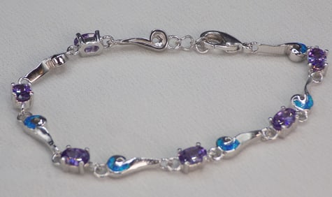 Beautiful 4 cwt amethyst and Australian opal sterling silver bracelet