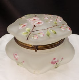 Lovely antique hand painted with roses art glass jewelry box