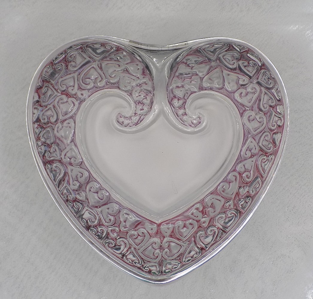 Beautiful signed R Lalique art glass heart shaped colored dresser box. (1 of 7)