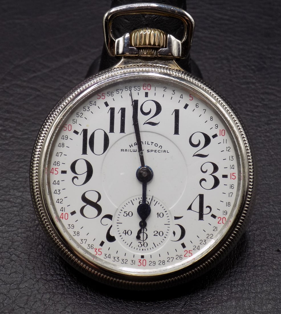 Antique Hamilton Railway Special 21 jewel 992B pocket watch. (1 of 7)