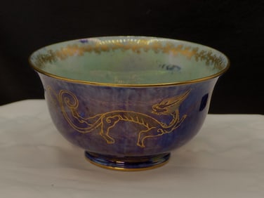 Beautiful Wedgewood Fairyland luster bowl.