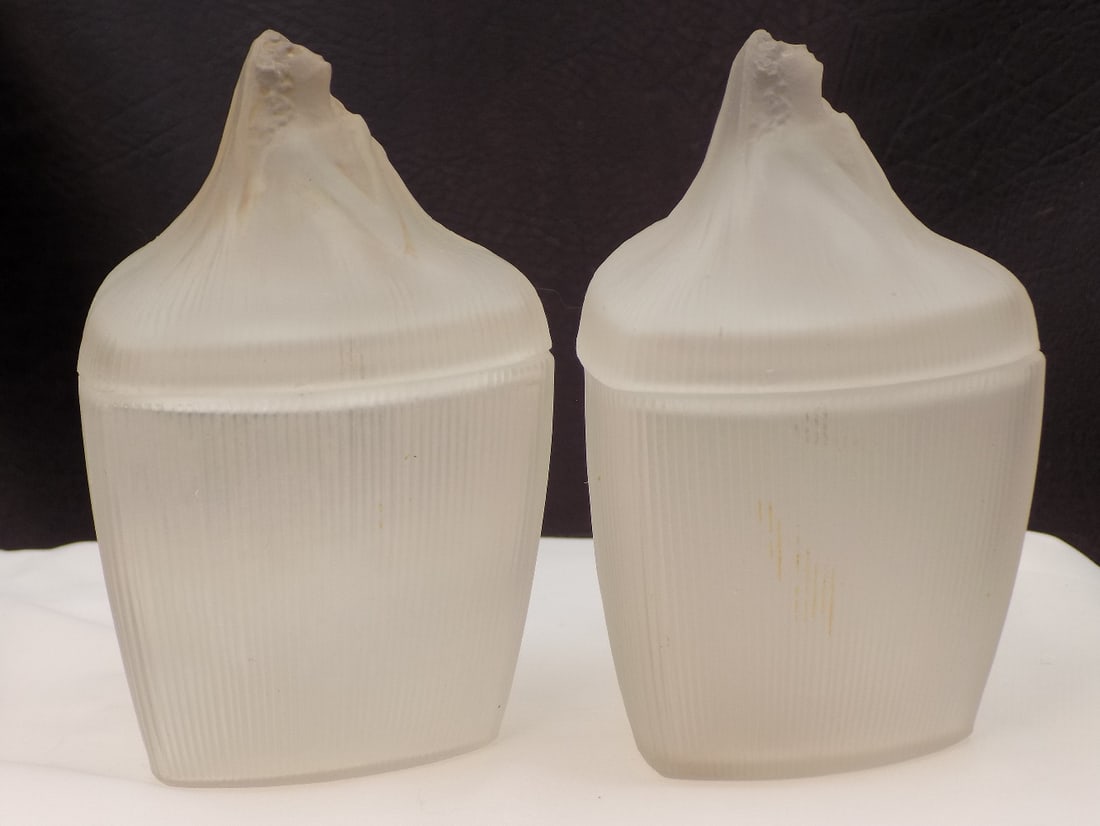 Unusual pair of antique R. Lalique art glass covered jars (1 of 9)