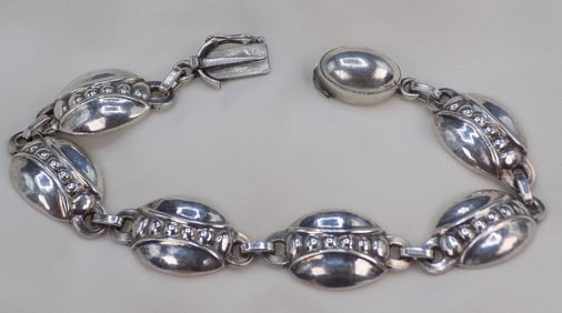 Beautiful Georg Jensen Denmark number 6 sterling silver bracelet