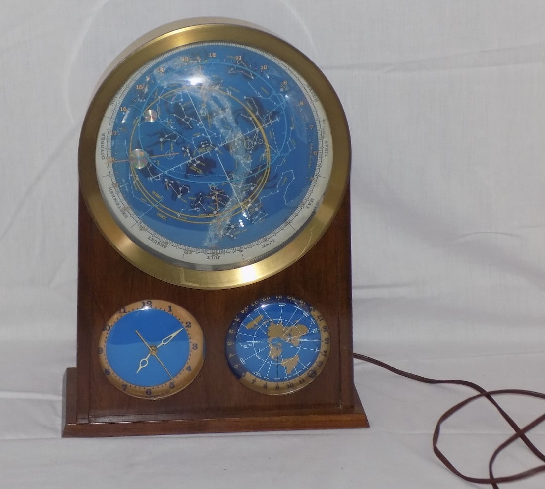 Unusual Edmond Scientific Spilhaus Celestial Space clock.: Unusual Edmond Scientific Spilhaus Celestial Space clock. Running at time of listing. Electrical. In very good original as found condition. Great quality and detail. 11 ¾ x 15 tall x 5