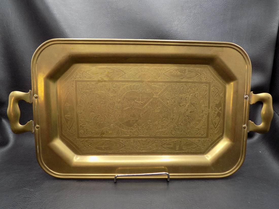 Nicely decorated Dutch Scene vintage brass serving tray (1 of 6)