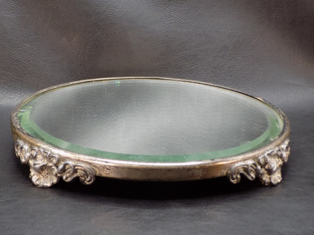 Antique plateau mirror with beveled glass (1 of 5)