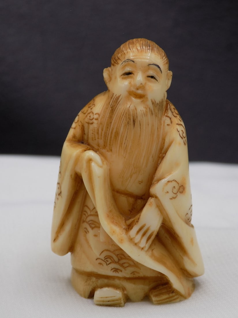 Very nice vintage Oriental carved Netsuke (1 of 7)