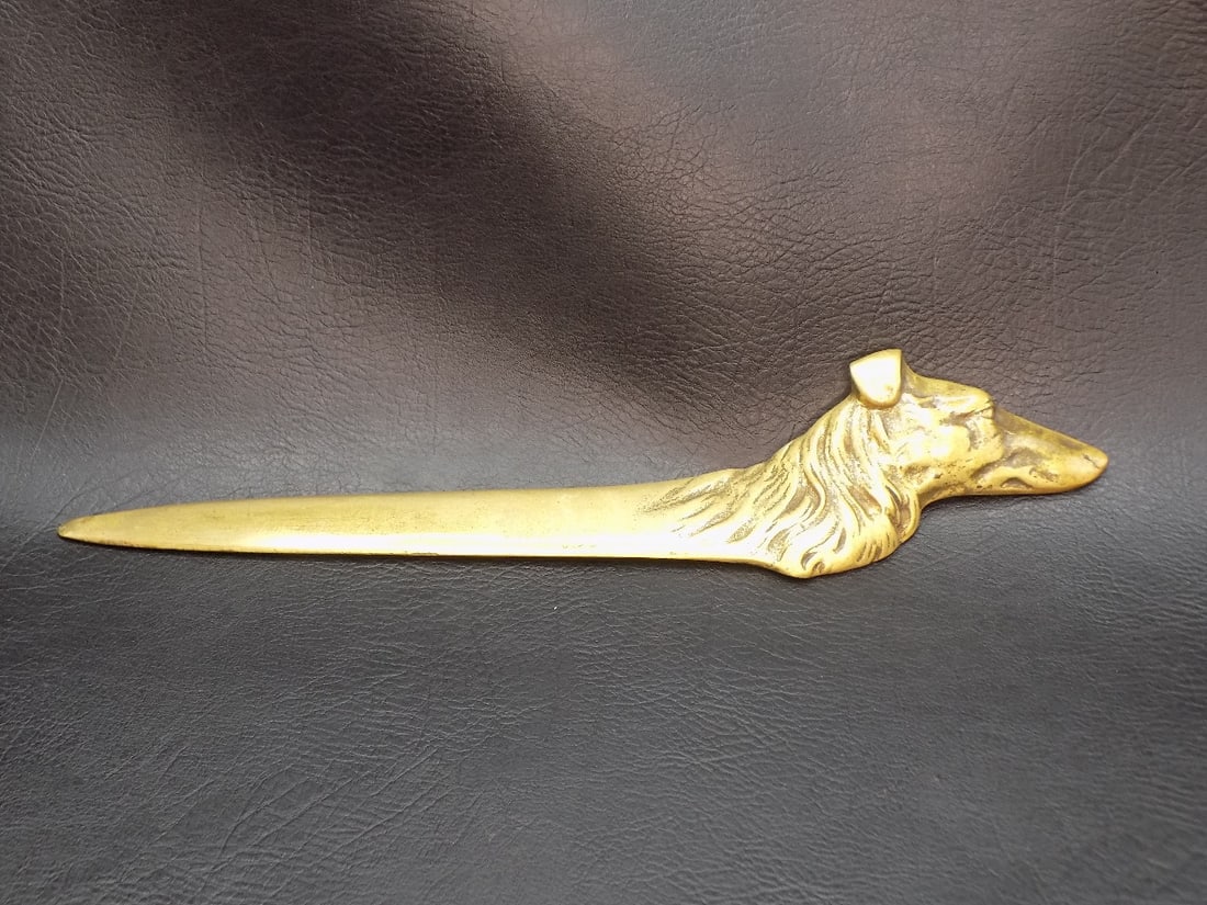 Unusual brass metal craft dog letter opener. (1 of 4)