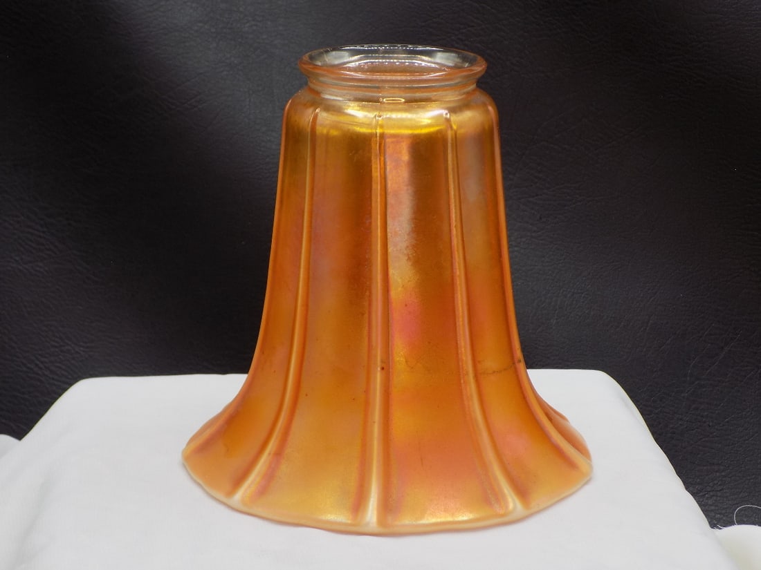 Vintage Steuben art glass lamp shade (1 of 6)