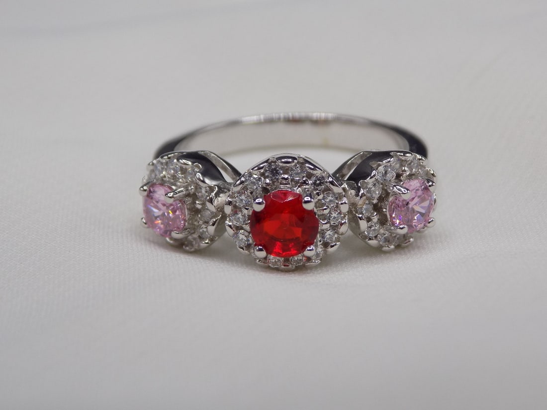 Beautiful 2 cwt ruby and pinktopaz sterling silver ring (1 of 5)