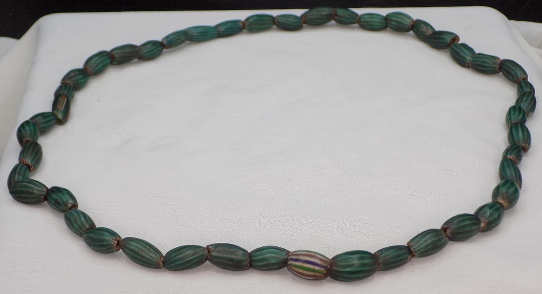 Antique Venetian trade bead necklace: Antique Venetian trade bead necklace. Beautiful colors. Great quality and detail. 20 inches long.