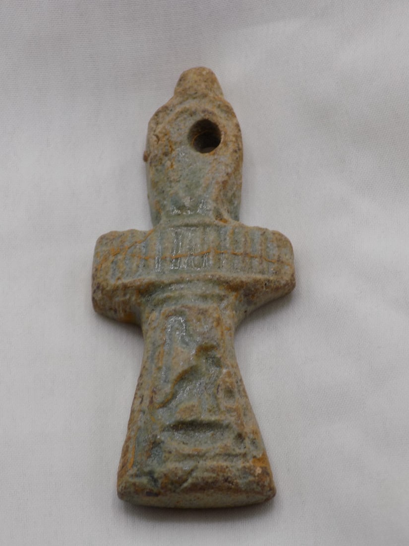 Fine ancient Egyptian faience amulet pendant (1 of 5)