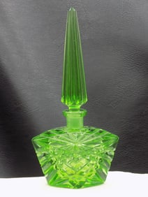 Fancy Art Deco Vaseline Uranium art glass perfume bottle