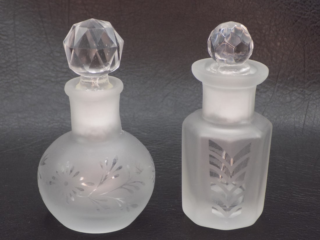 Two vintage decorated glass perfume bottles. (1 of 6)