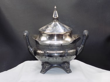Nicely decorated vintage silverplated butter dish