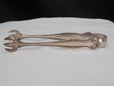 Vintage sterling silver sugar tongs