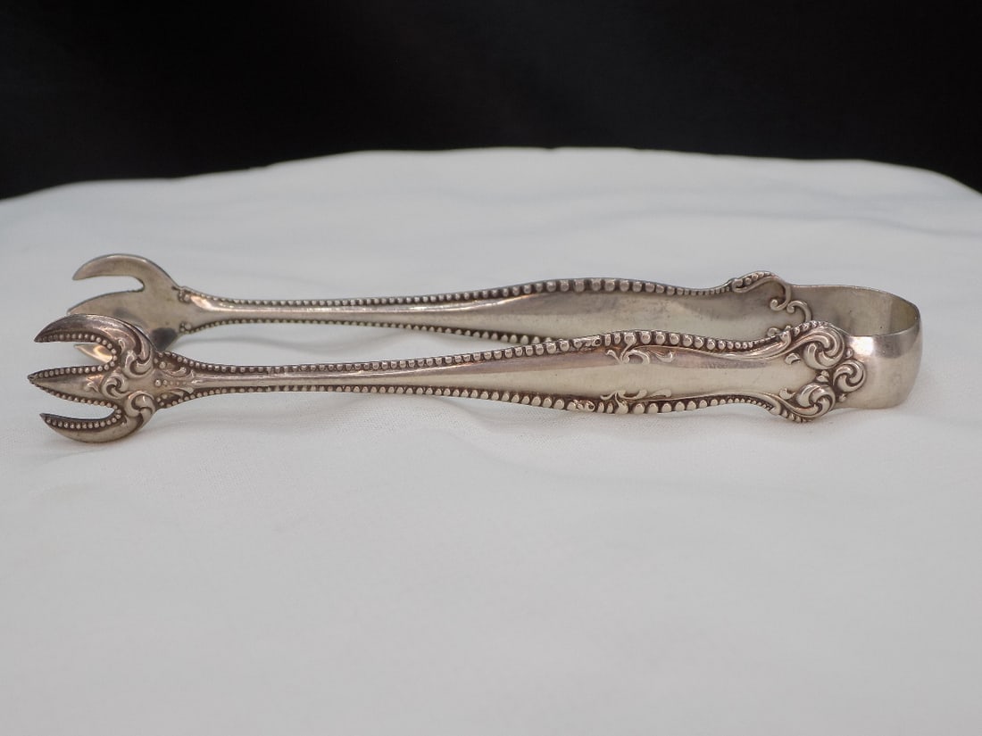 Vintage sterling silver sugar tongs