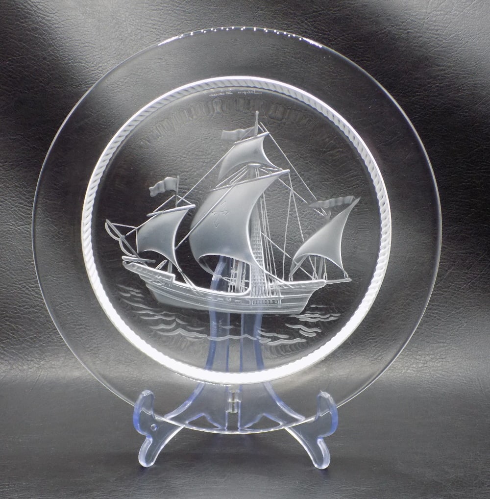 Vintage signed Lalique France plate with sailing ship: Vintage signed Lalique France plate with sailing ship. Marked on bottom as shown in photo. Beautiful colors. Great quality and detail. In very good original as found condition. 8 ½ inches diame