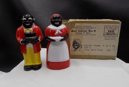 Vintage Aunt Jemima Black Memorabilia salt and pepper shakers with original box