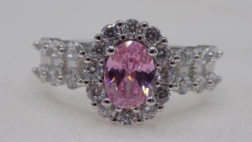Beautiful 3 cwt pink sapphire and topaz sterling silver ring