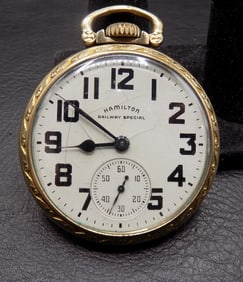 Antique Hamilton Railway Special 992B 21 jewel pocket watch.