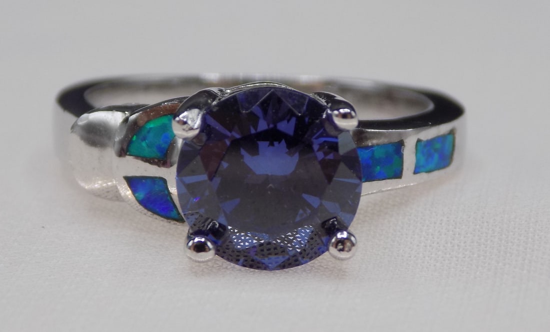Beautiful 2 cwt sapphire and blue opal sterling silver ring (1 of 5)