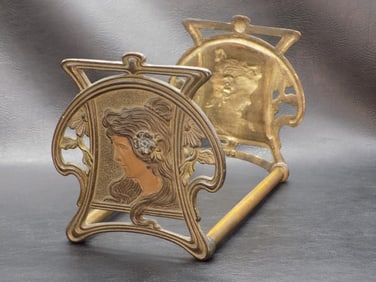 Lovely vintage Art Nouveau adjustable bookends.