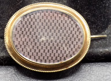 Antique 10k gold mourning pin