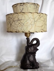 Cute vintage figural elephant lamp.