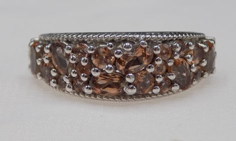 Beautiful 3 cwt smoky topaz and citrine sterling silver ring. Size 8