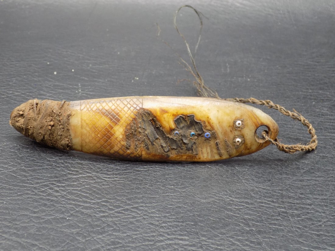 Rare 19 th century Inuit Eskimo 3 ½ inch fishing lure (1 of 7)
