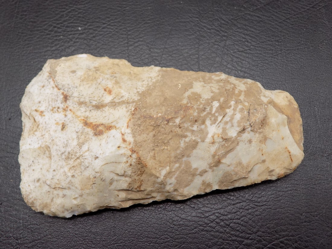 Native American Indian prehistoric stone tool. Possibly a knife or scraper. (1 of 7)