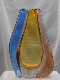 Splendid midcentury modern art glass vase