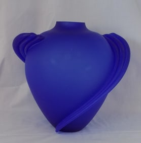 Marvelous midcentury modern deep blue art glass vase.