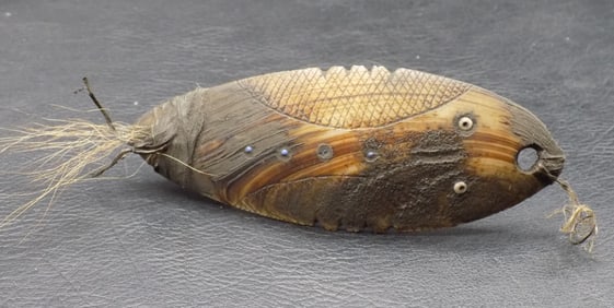 Rare 19th century Inuit Eskimo 4 ½ inch fishing lure