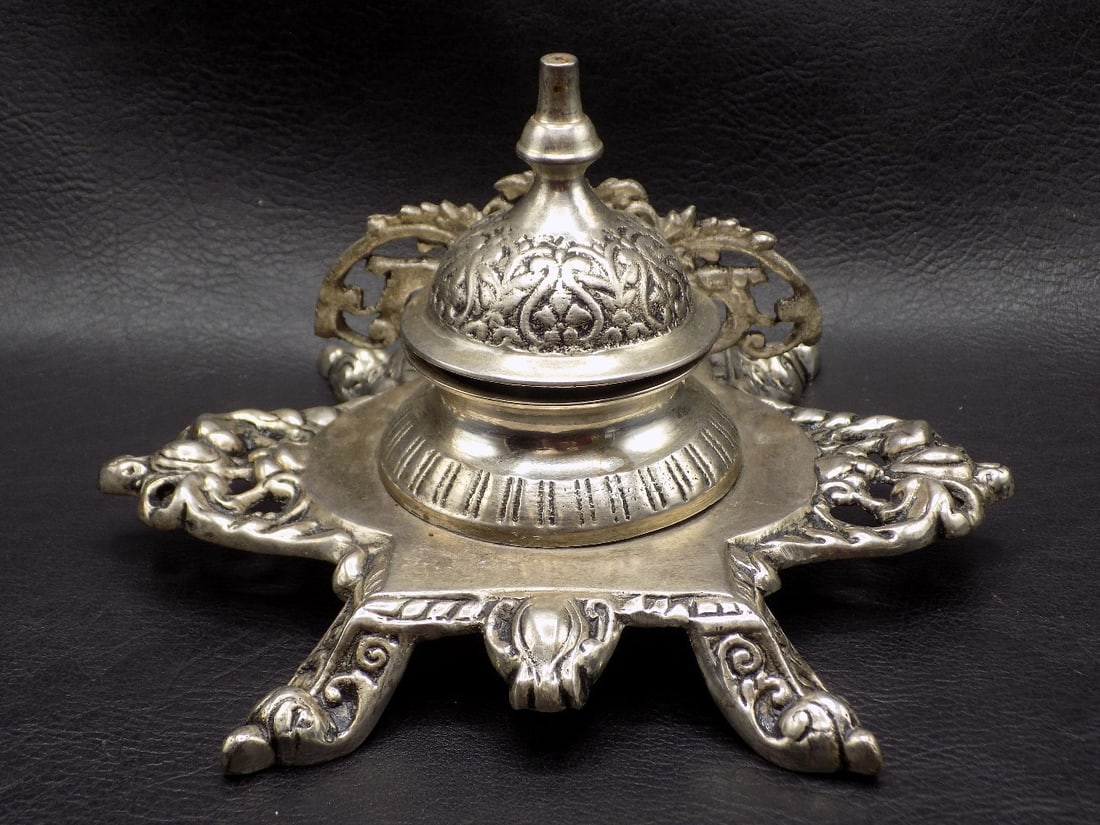 Ornate antique silverplated inkwell (1 of 10)