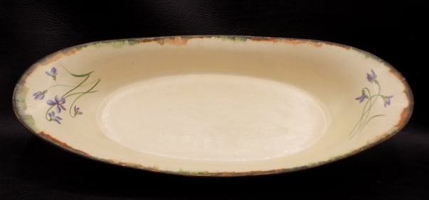 Vintage Hampshire pottery serving tray.